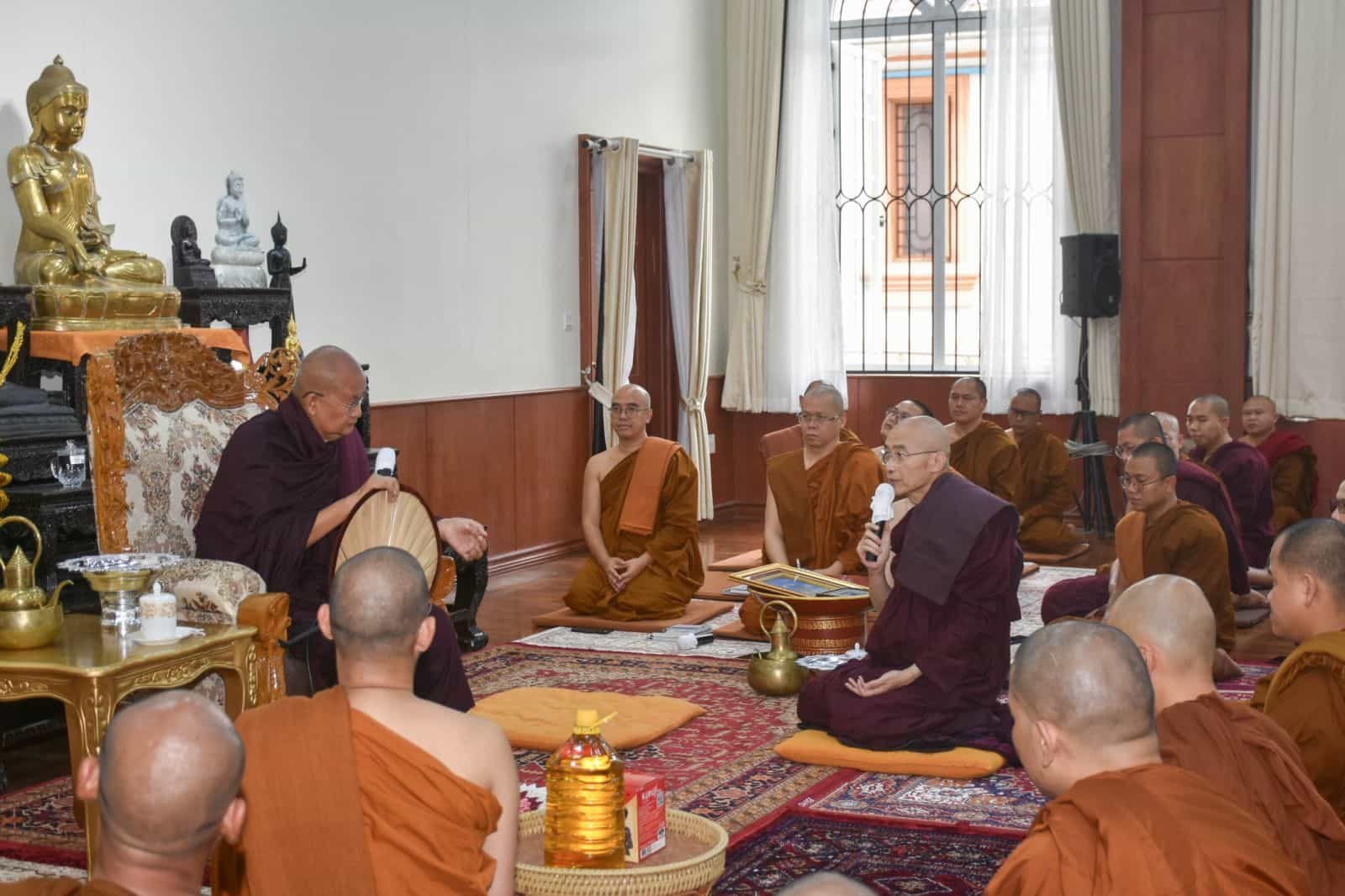 Mrauk-U Sayadaw Visits SSBU